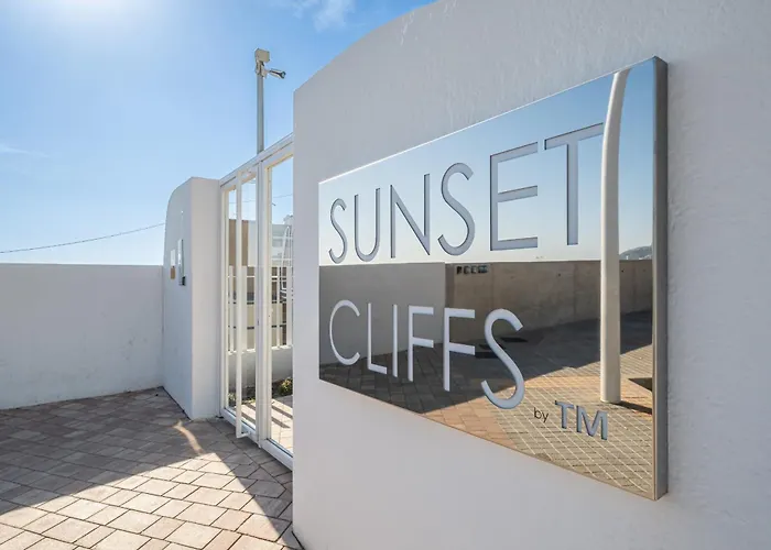 Sunset Cliffs Deluxe 8138 Poniente