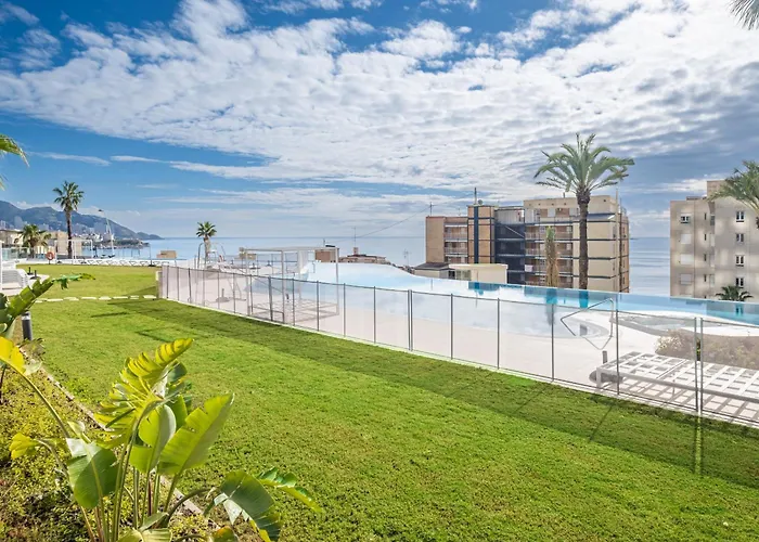 Sunset Cliffs Deluxe 8138 Poniente *