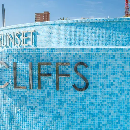 Sunset Cliffs Deluxe 8138 Poniente *